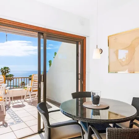 Vacation With Stunning Ocean View Apartment *