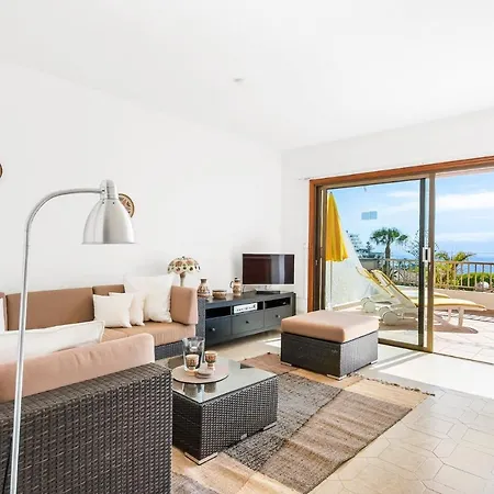 Vacation With Stunning Ocean View *